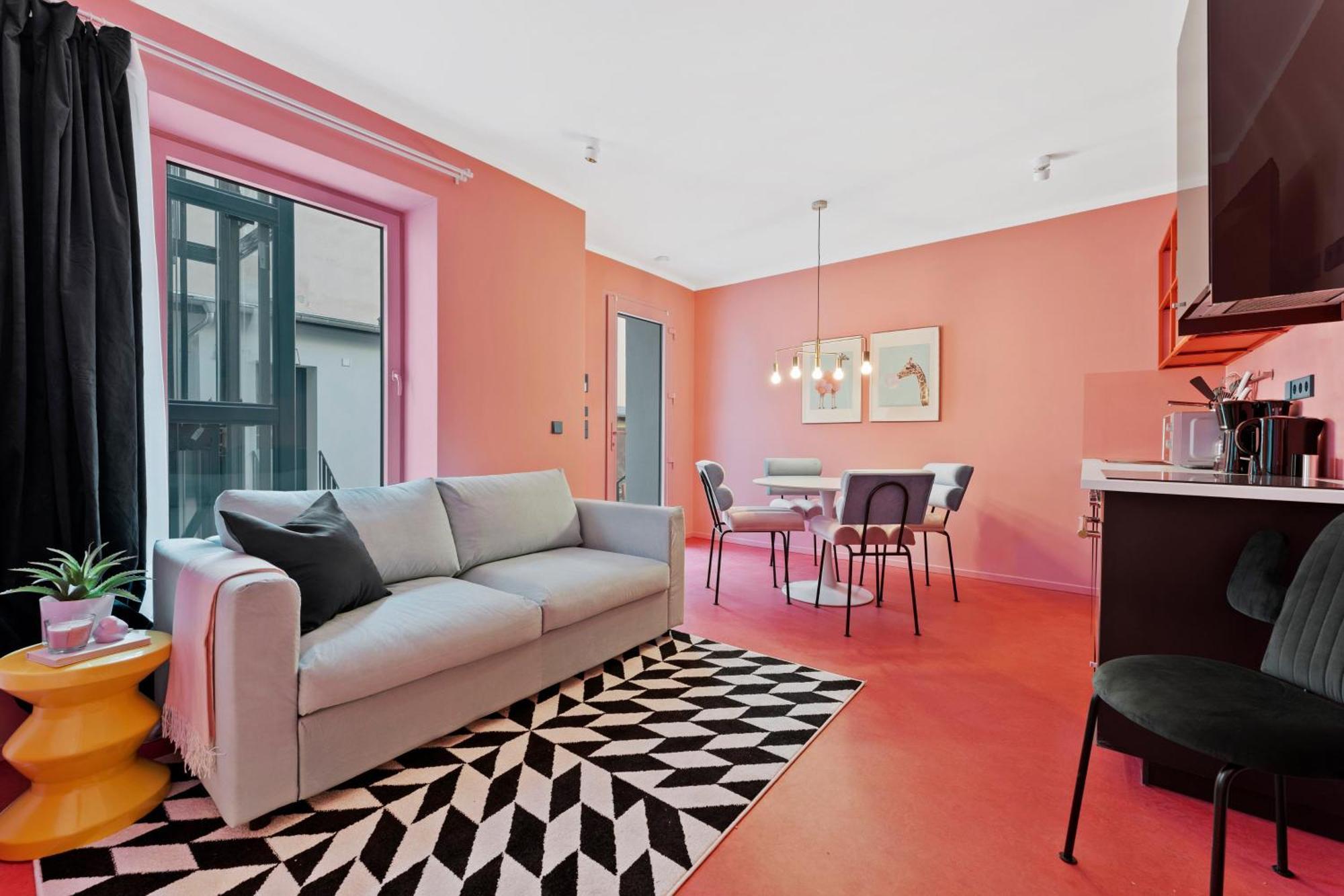 Coolest In Berlin, Easy Check-in, Crazy Style, Close To Center #5 Berlino
